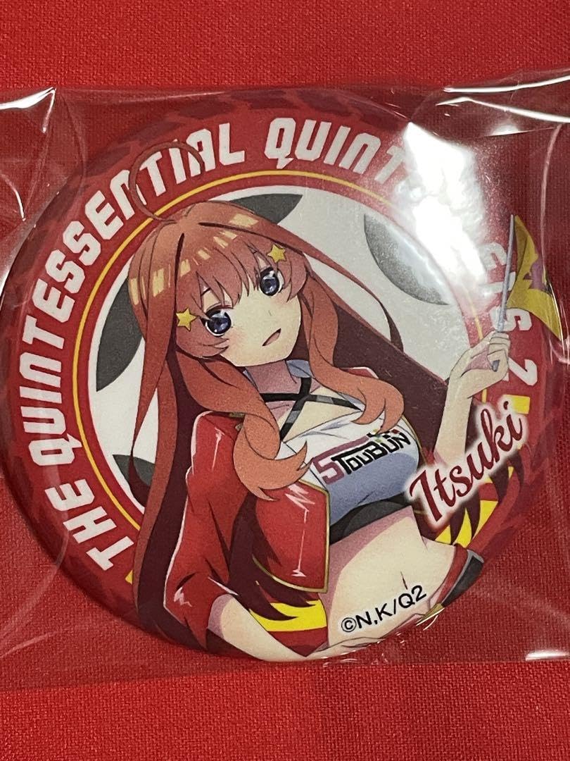 Amazon.co.jp: 五等分の花嫁 レースクイーン 缶バッジ ドンキ 中野五月